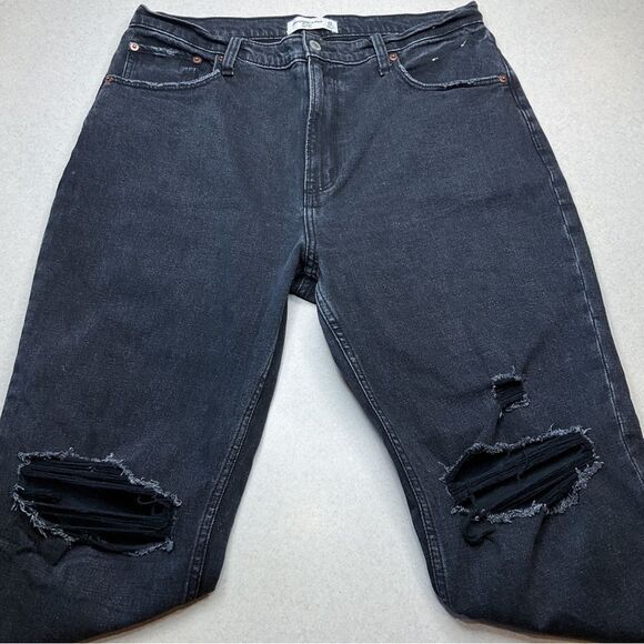 A&F Curve Love Dad High Rise 32‎ Short Ripped Black - Picture 2 of 6